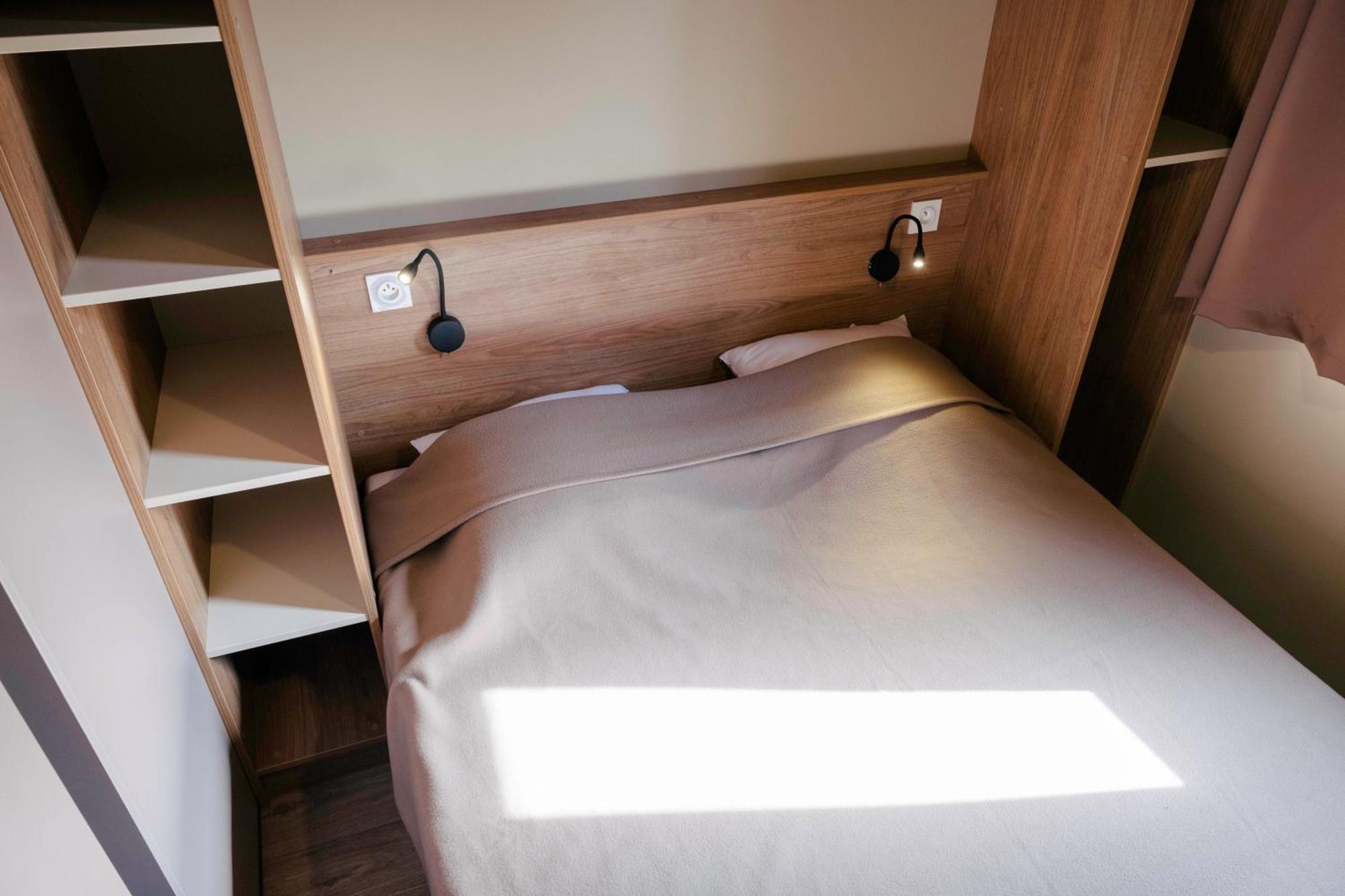 Huttopia Lac de Serre-Ponçon Le Lautaret Chambre photo