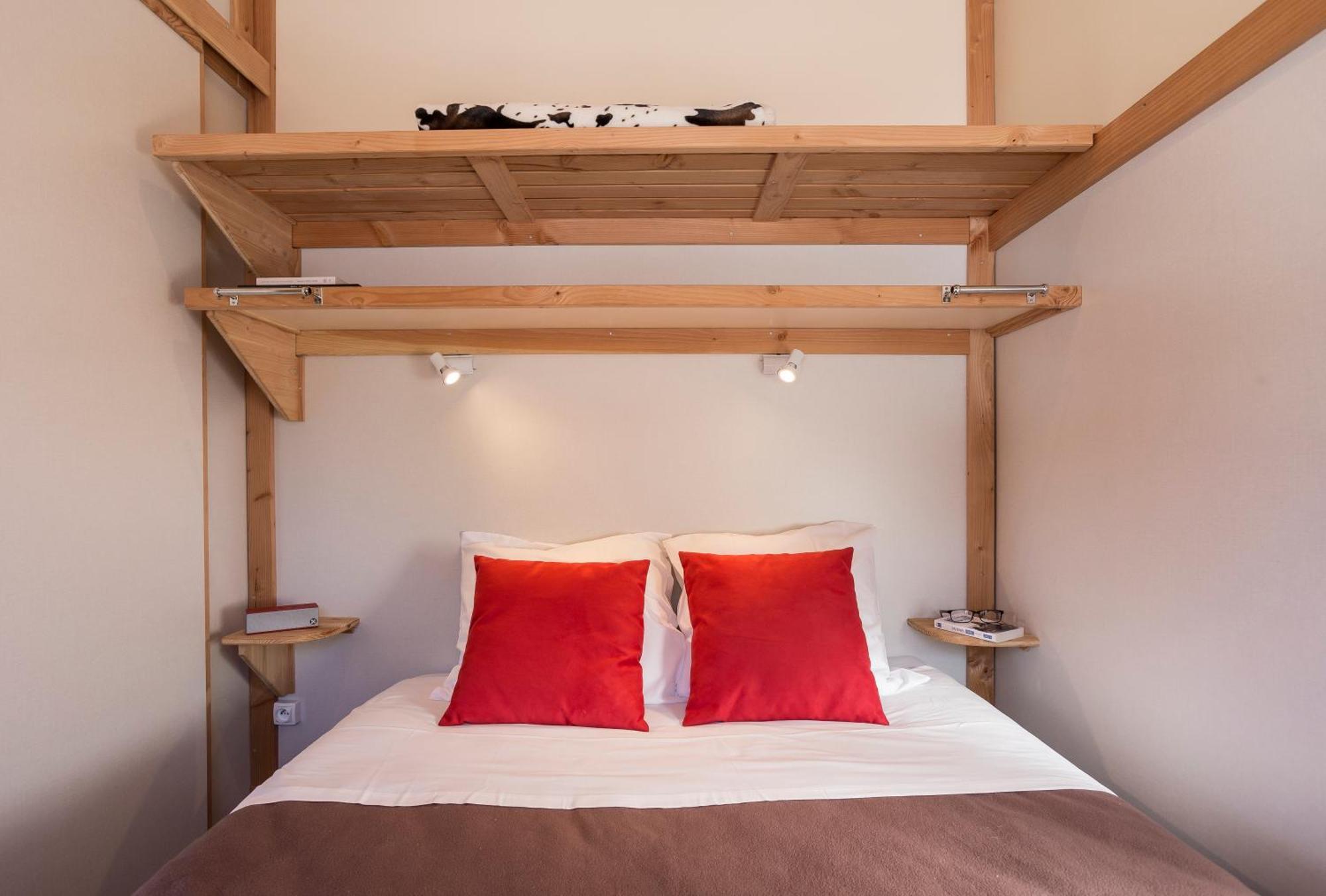 Huttopia Lac de Serre-Ponçon Le Lautaret Chambre photo