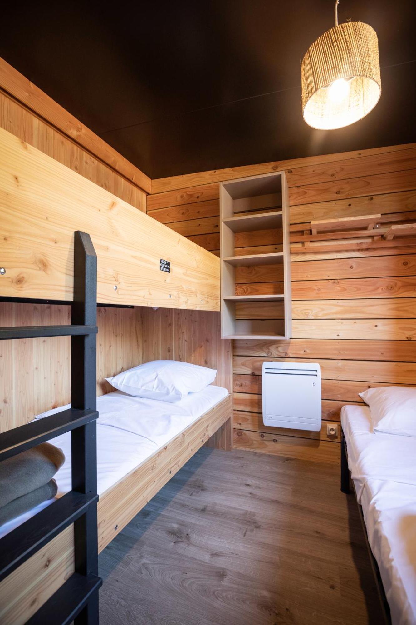 Huttopia Lac de Serre-Ponçon Le Lautaret Chambre photo